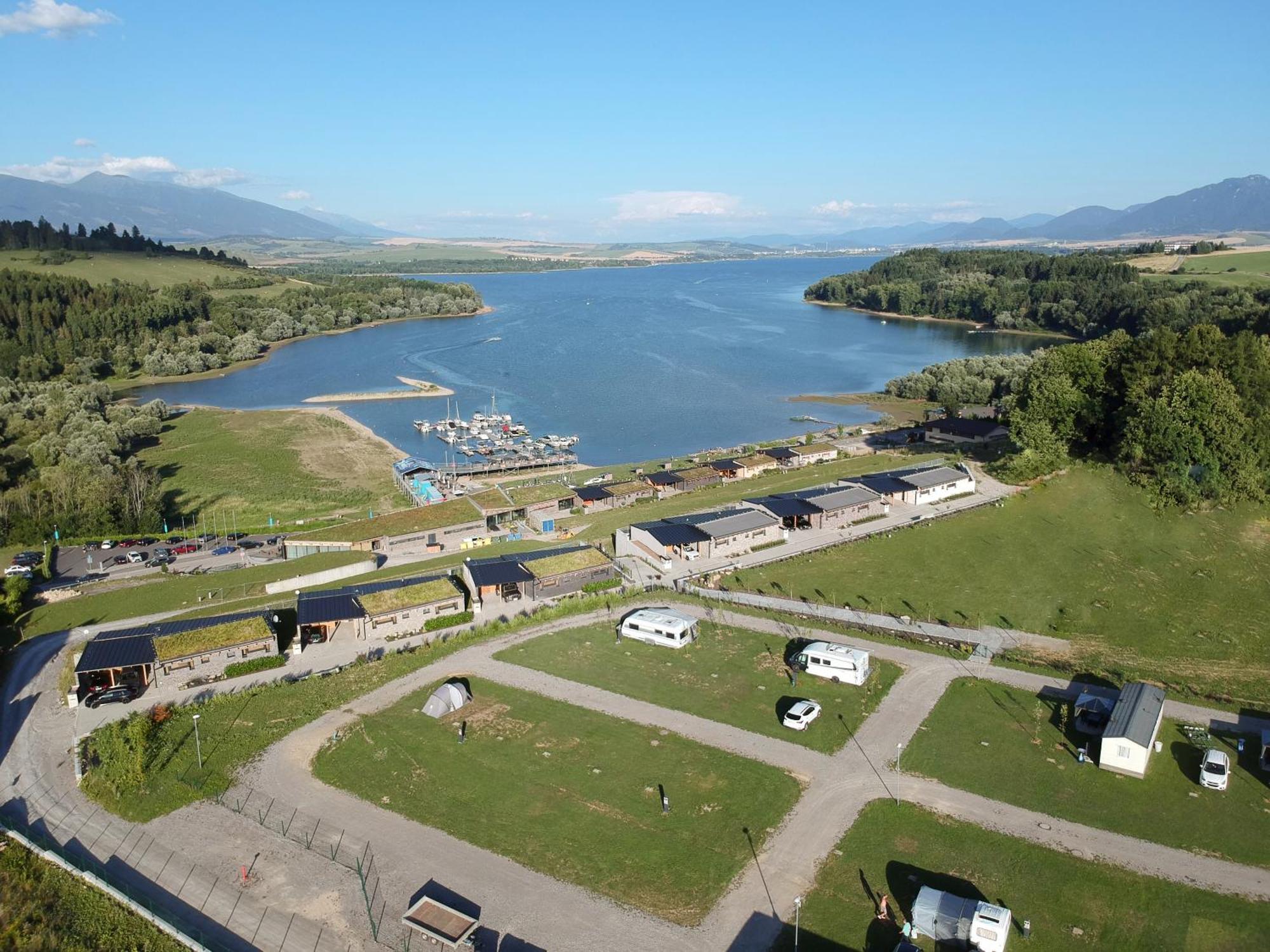 Mobilny Dom V Kempe Marina Liptov Bešeňová Extérieur photo